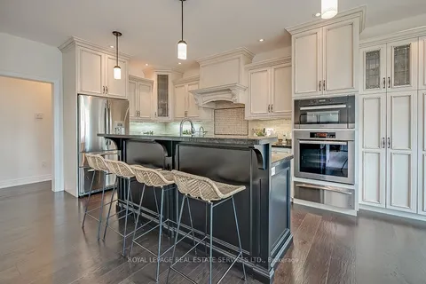 11300 Taylor Crt, Milton, ON L0P 1B0