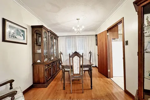 19 Falstaff Ave, Toronto, ON M6L 2C6