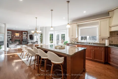 10 Stonehart St, Caledon, ON L7E 0B7