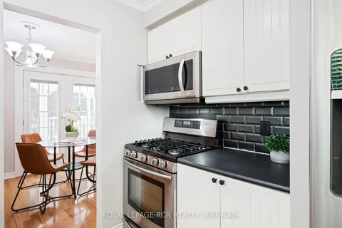 32 Darsam Crt, Orangeville, ON L9W 4B4