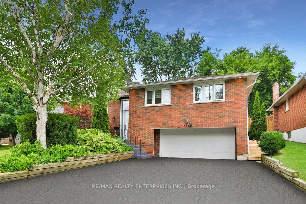 3469 Credit Heights Dr, Mississauga, ON L5C 2M2
