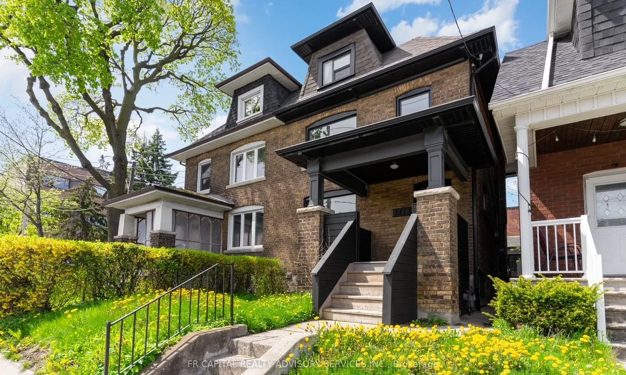 1778 Dufferin St, Toronto, ON M6E 3P4