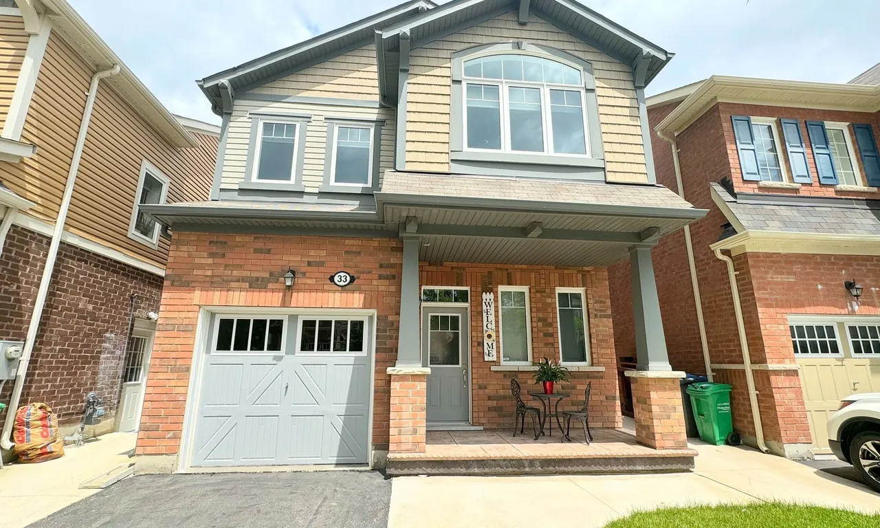 33 Feeder St, Brampton, ON L7A 4T9