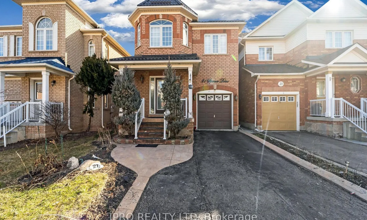 21 Spencer Dr, Brampton, ON L7A 2A2