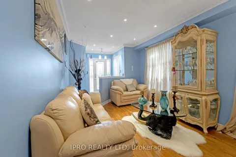 21 Spencer Dr, Brampton, ON L7A 2A2