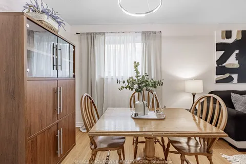39 Northwood Dr, Brampton, ON L6X 2L4