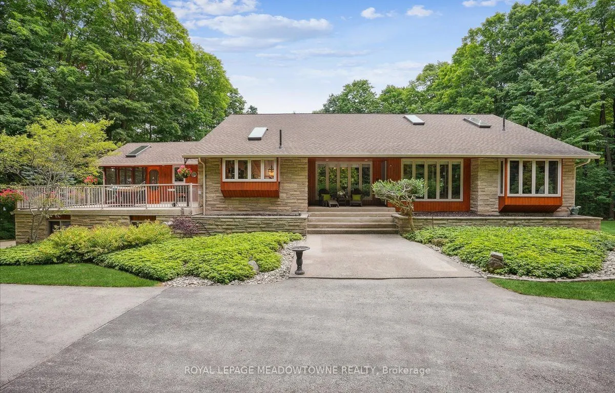 5590 Steeles Ave, Milton, ON L9E 0R5