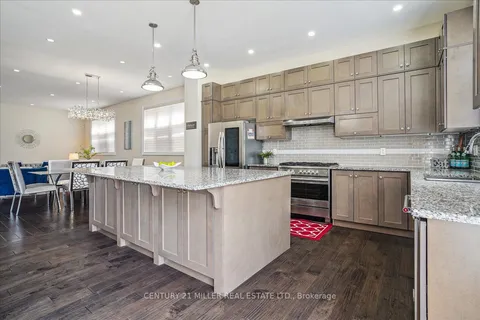 3186 Hines Dr, Oakville, ON L6M 0Z9