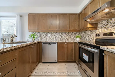 1016 Philbrook Dr, Milton, ON L9T 0C6