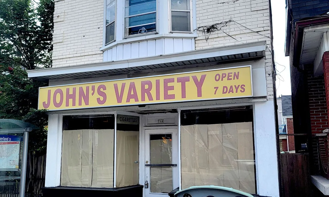 782 Dovercourt Rd, Toronto, ON M6H 2X3