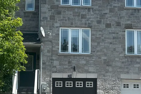 20 Sherbourne Ave, Orangeville, ON L9W 2A6