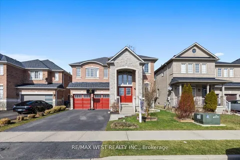 36 Lexington Rd, Brampton, ON L6P 2B6