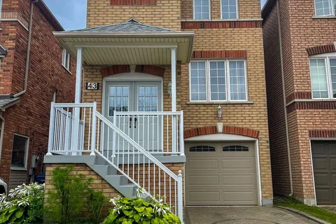 43 Millennium Dr, Toronto, ON M6M 5K5