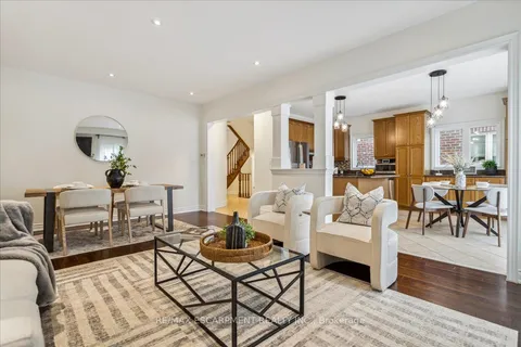 3099 Ferguson Dr, Burlington, ON L7M 0E7