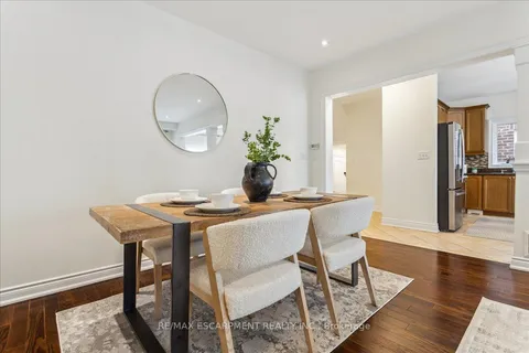 3099 Ferguson Dr, Burlington, ON L7M 0E7