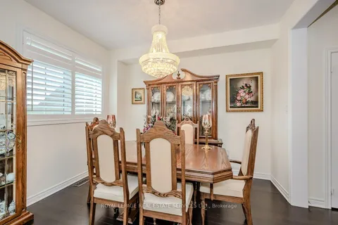25 Rockman Cres, Brampton, ON L7A 4B4