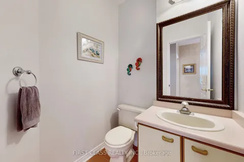 7 Kenpark Ave, Brampton, ON L6Z 3P4