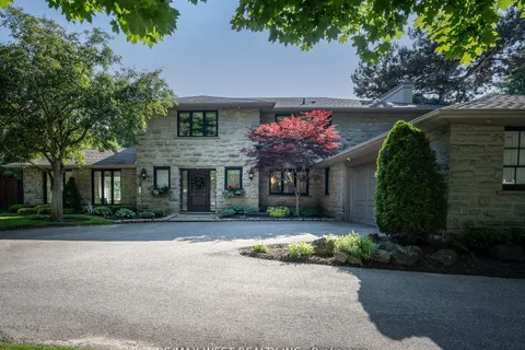 57 Edenvale Cres, Toronto, ON M9A 4A5