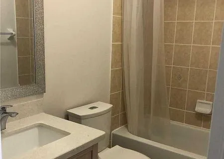 751 Candlestick Circ, Mississauga, ON L4Z 0B2