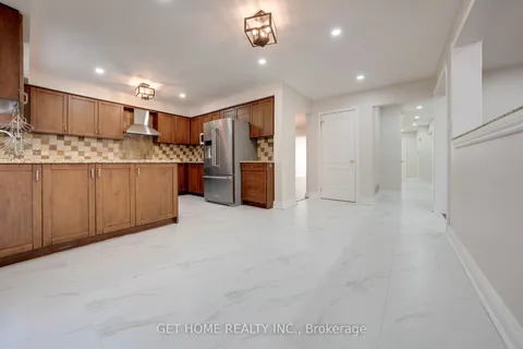 3100 The College Way, Mississauga, ON L5L 4X8