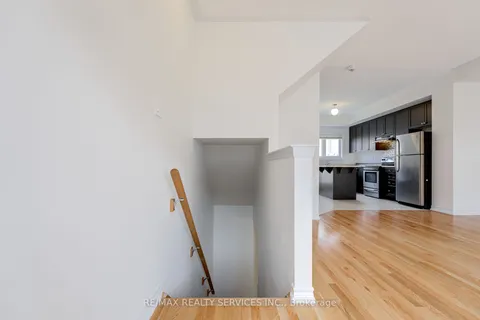 17 Aspen Hills Rd, Brampton, ON L6Y 0H7