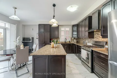 70 Leparc Rd, Brampton, ON L6P 2K7