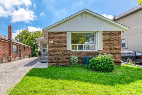 53 Lynnford Dr, Toronto, ON M9B 1H8