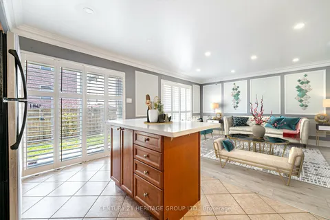918 Thompson Rd, Milton, ON L9T 0L7