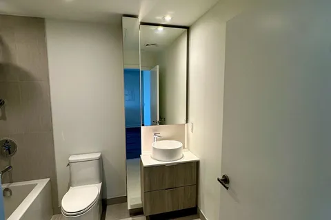28 Ann St, Mississauga, ON L5G 3G1
