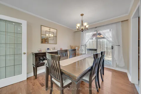 17 Gondola Cres, Brampton, ON L6S 1W5