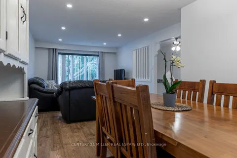 4018 Kingston Crt, Burlington, ON L7L 4Y5