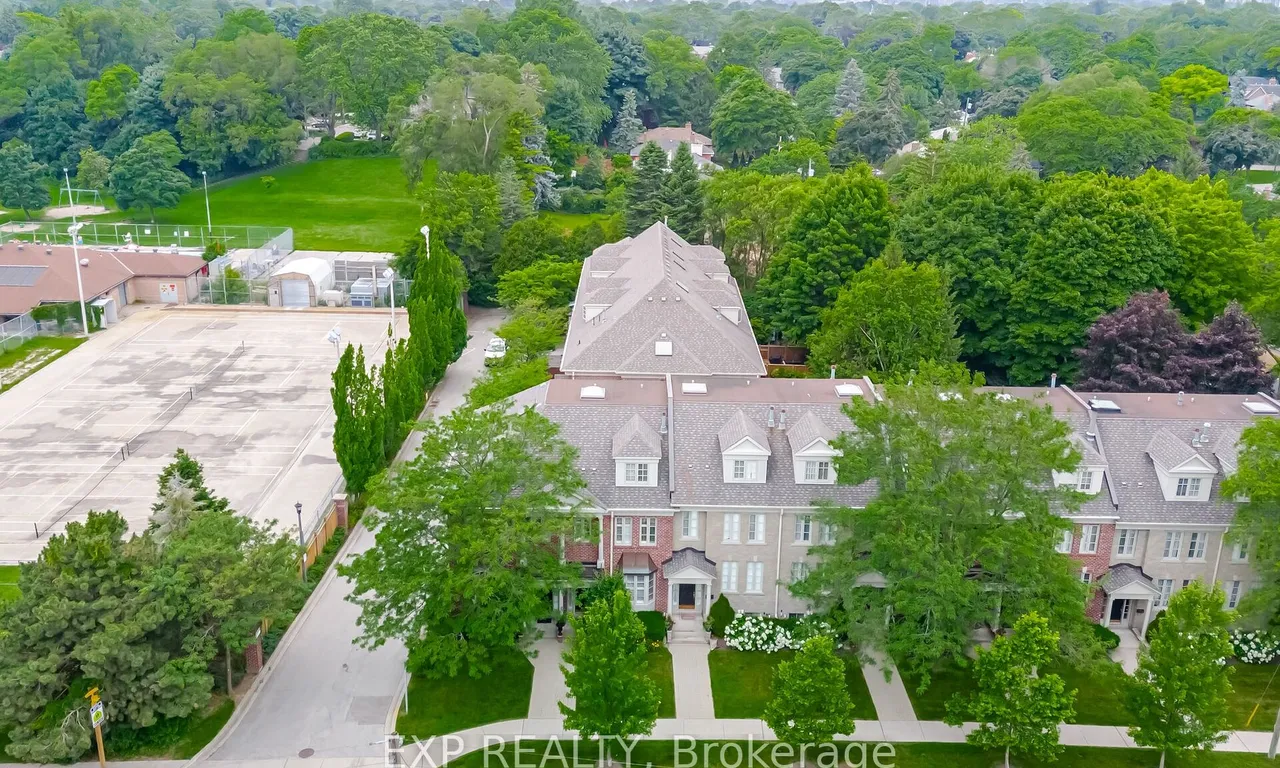 346 Park Lawn Rd, Toronto, ON M8Y 3K4