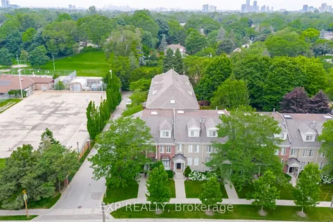 346 Park Lawn Rd, Toronto, ON M8Y 3K4
