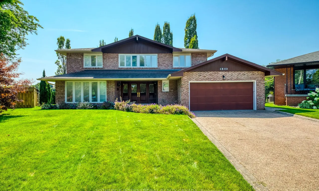 1832 Mallwood Crt, Mississauga, ON L5J 4A9
