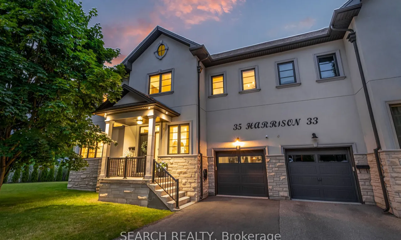 35 Harrison Ave, Mississauga, ON L5H 2N8