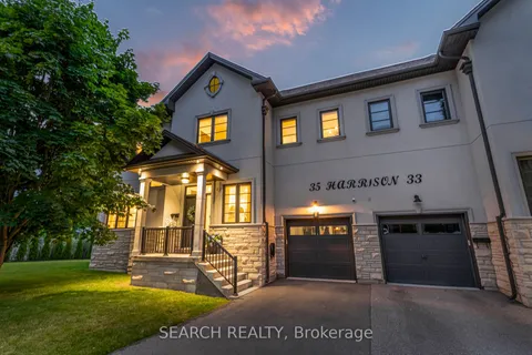 35 Harrison Ave, Mississauga, ON L5H 2N8
