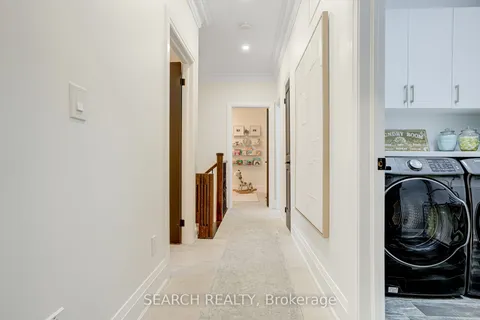 35 Harrison Ave, Mississauga, ON L5H 2N8