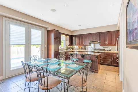 29 Oak Ridge Dr, Orangeville, ON L9W 5J6