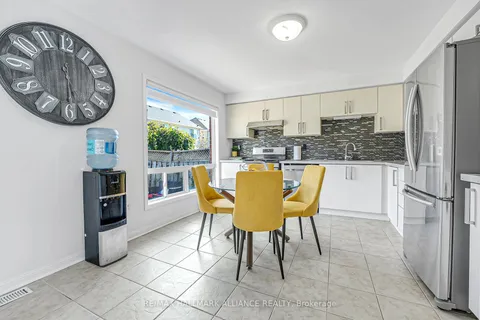 1506 Harwood Dr, Milton, ON L9T 5K3