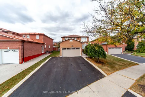 4485 Weymouth Commons Cres, Mississauga, ON L5R 1P5