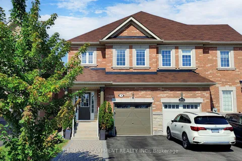 3 Dillon Dr, Brampton, ON L6X 3B6