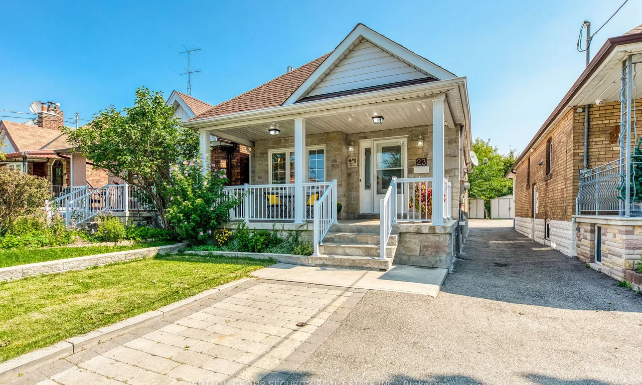 23 Hartley Ave, Toronto, ON M6E 4E7