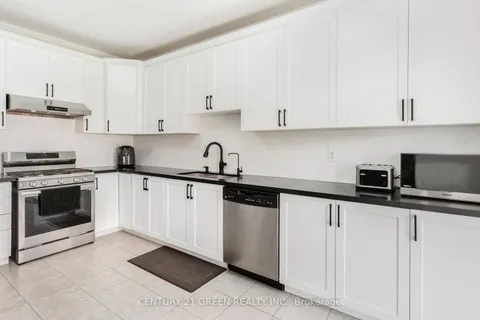 45 Chalkfarm Cres, Brampton, ON L7A 3W1