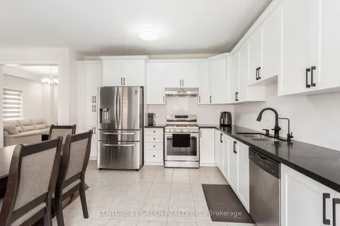 45 Chalkfarm Cres, Brampton, ON L7A 3W1