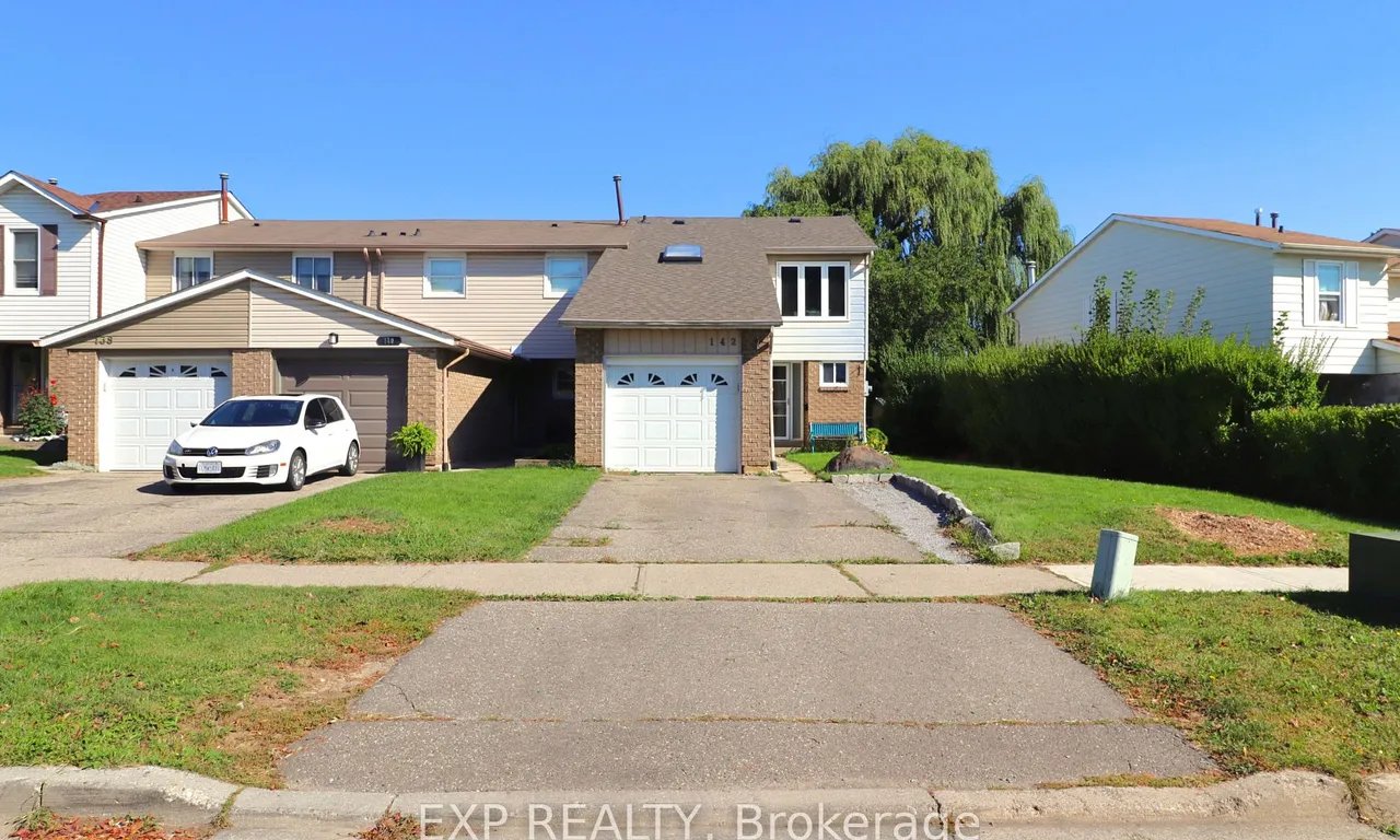 142 Royal Salisbury Way, Brampton, ON L6V 3J8