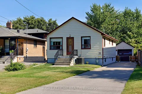 1171 Northmount Ave, Mississauga, ON L5E 1X8