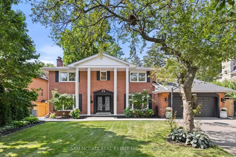 1204 Clarkson Rd, Mississauga, ON L5J 2W2