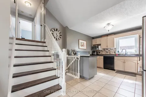 29 Sherwood St, Orangeville, ON L9W 5E1