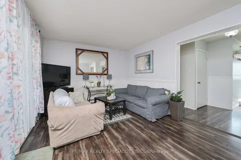 20 Hallcrown Crt, Brampton, ON L6S 2A7