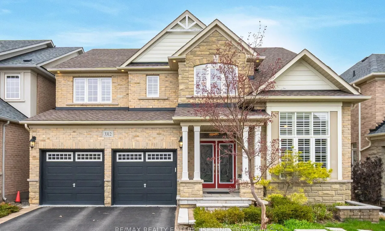 3312 Liptay Ave, Oakville, ON L6M 0N1